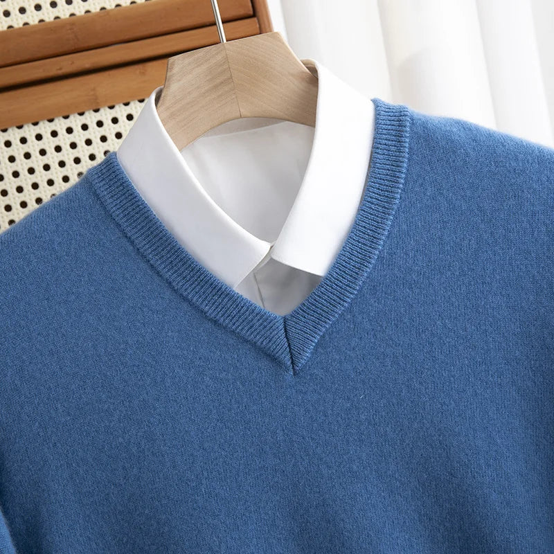 Noah | Warmer Kaschmirpullover mit V-Ausschnitt